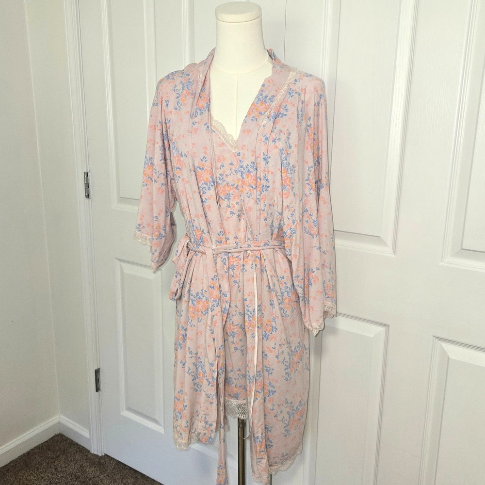Victoria's Secret Heavenly Robe Chemise Set Womens XL XXL Pink Floral Lace Trim